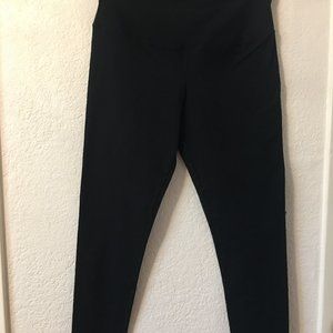 NWOT Yummie Leggings Black